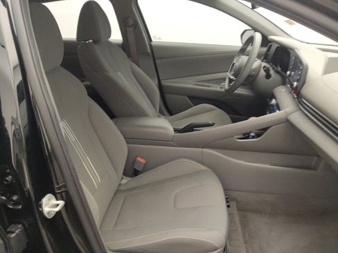 Used 2021 Hyundai Elantra SEL FWD image 21