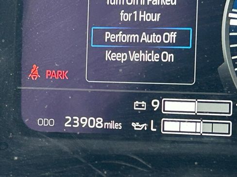 Used 2024 Toyota Tundra Limited image 14