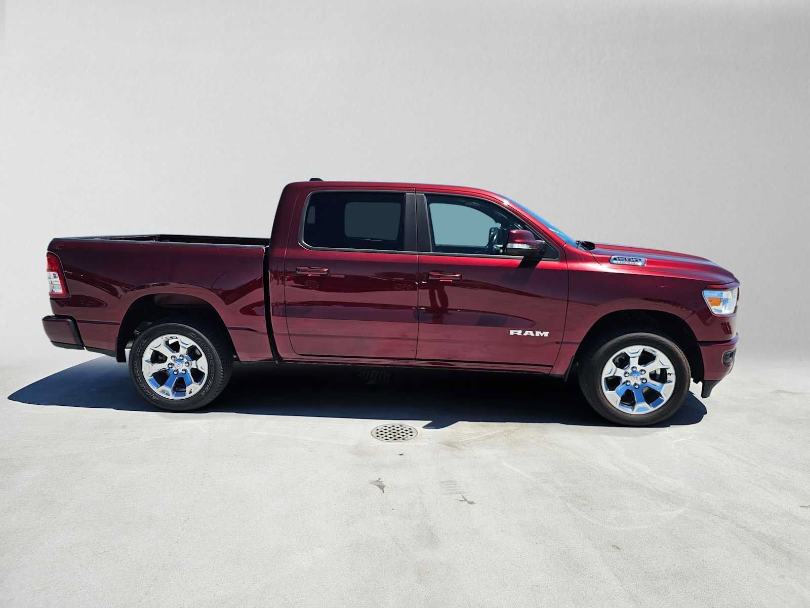 Used 2022 RAM 1500 Big Horn AWD/4WD image 2