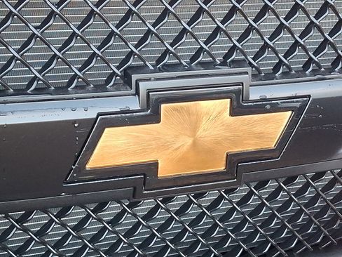 New 2025 Chevrolet Express 2500 LS image 4