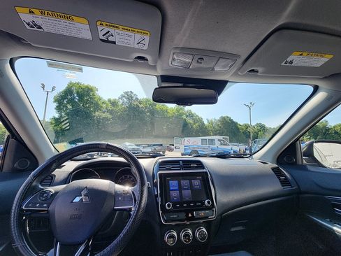 Used 2020 Mitsubishi Outlander Sport Black Edition AWD/4WD image 20