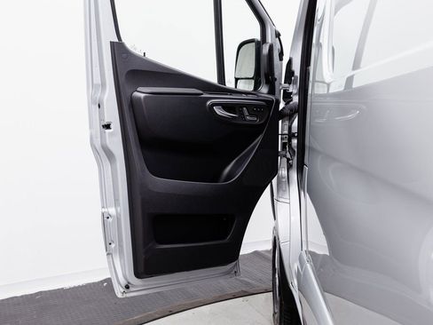 Used 2024 Mercedes-Benz Sprinter 144 Cargo image 5