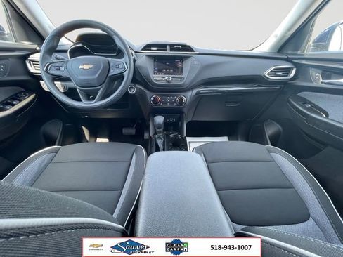 Used 2023 Chevrolet TrailBlazer LT FWD image 15