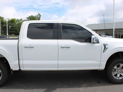 Used 2023 Ford F150 Lariat AWD/4WD image 11