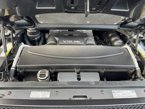 Used 2011 Audi R8 V10 AWD/4WD image 31