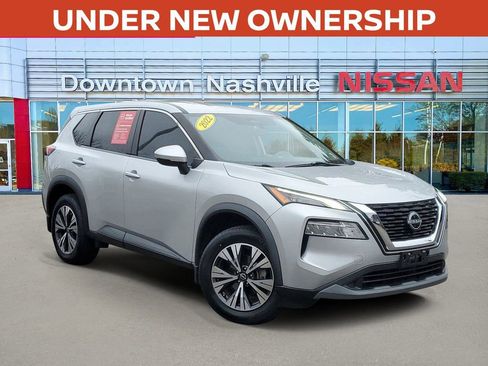 Certified 2022 Nissan Rogue SV image 1