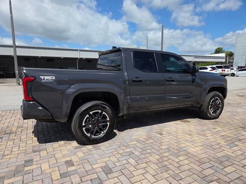 Used 2026 Toyota Tacoma TRD Sport AWD/4WD image 11