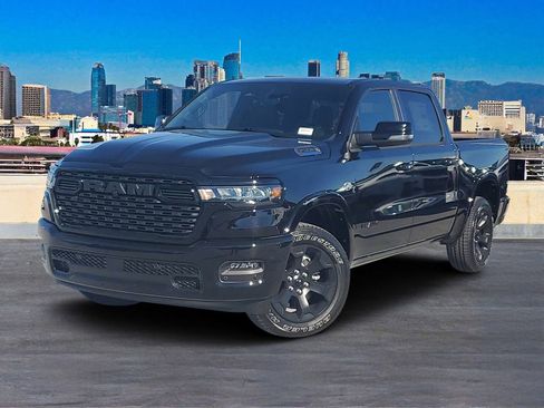 New 2026 RAM 1500 4x4 Crew Cab image 2