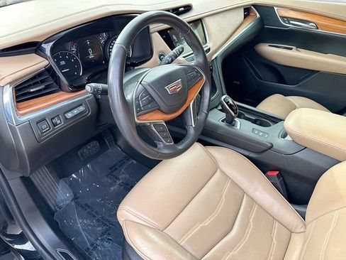 Used 2018 Cadillac XT5 Platinum AWD/4WD image 26