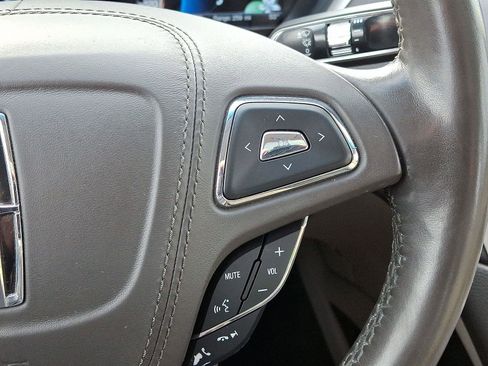 Used 2019 Lincoln MKZ Reserve image 23