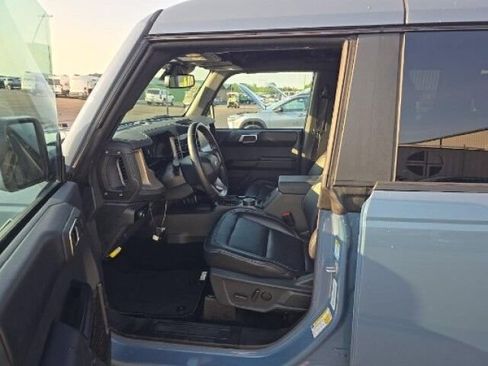 Used 2025 Ford Bronco Outer Banks AWD/4WD image 7