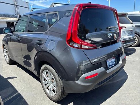 Used 2020 Kia Soul LX FWD image 6