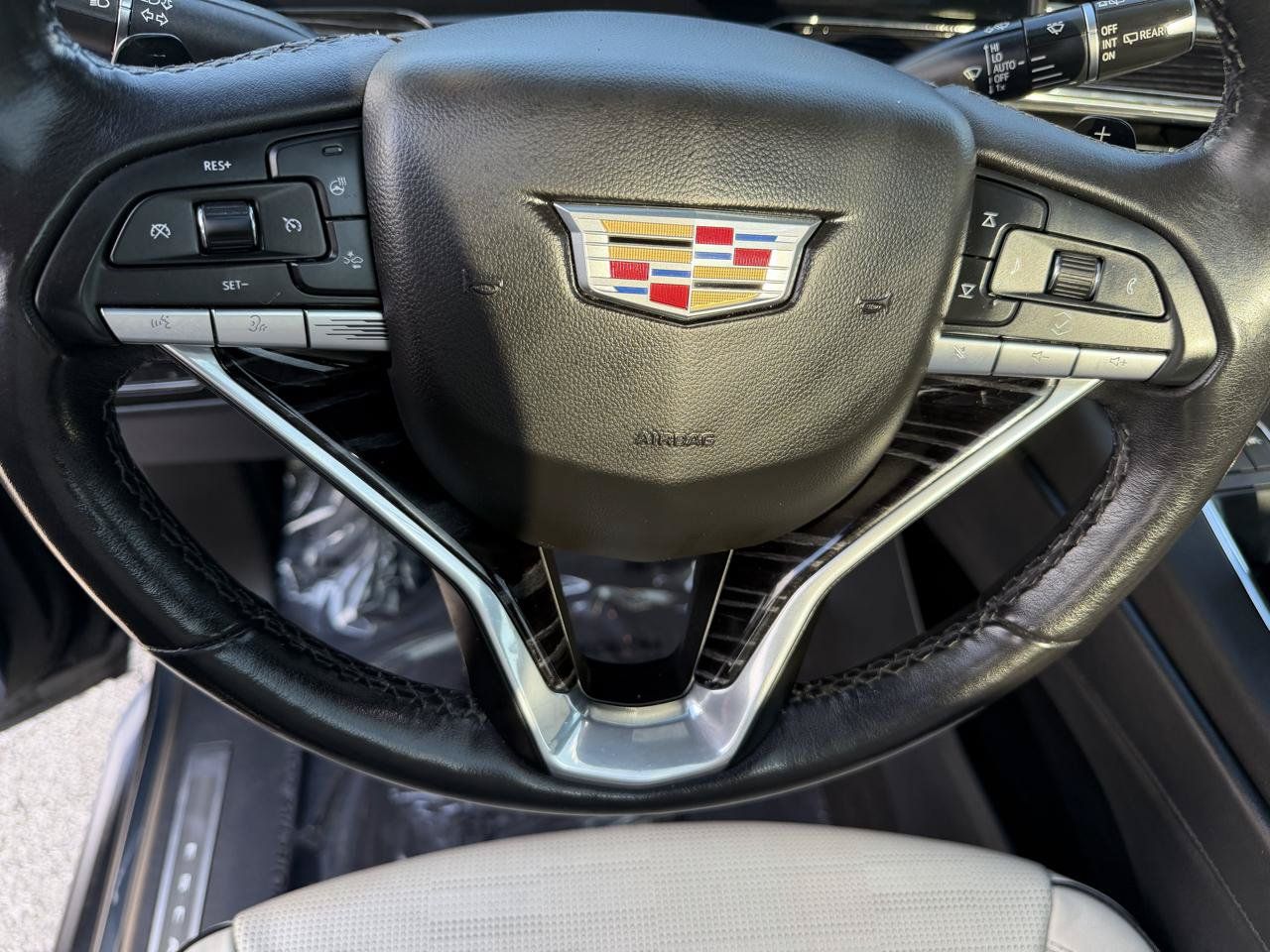 Used 2021 Cadillac Escalade Sport w/ Driver Assist Tech Package AWD/4WD image 23