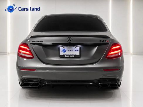 Used 2019 Mercedes-Benz E 63 AMG S image 4
