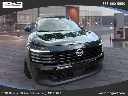 Used 2025 Nissan Kicks S AWD/4WD image 1
