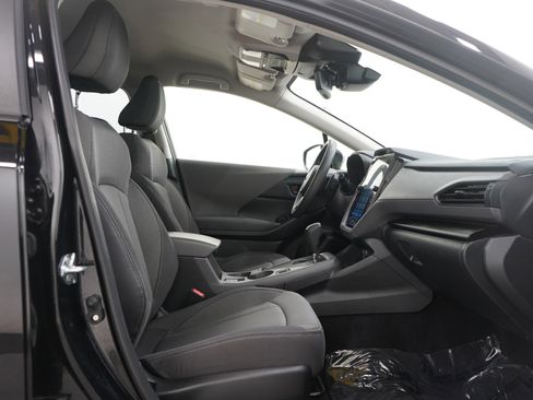 Used 2024 Subaru Crosstrek 2.0i Premium w/ Popular Package #4 image 11