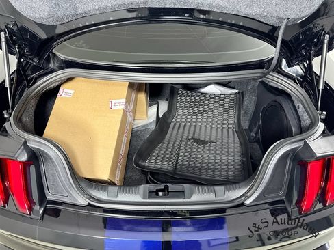 Used 2020 Ford Mustang Shelby GT500 w/ Technology Package RWD image 33