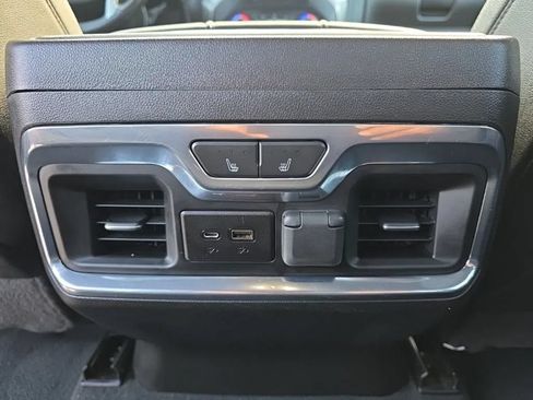 Used 2022 Chevrolet Silverado 2500 LTZ w/ LTZ Premium Package AWD/4WD image 19