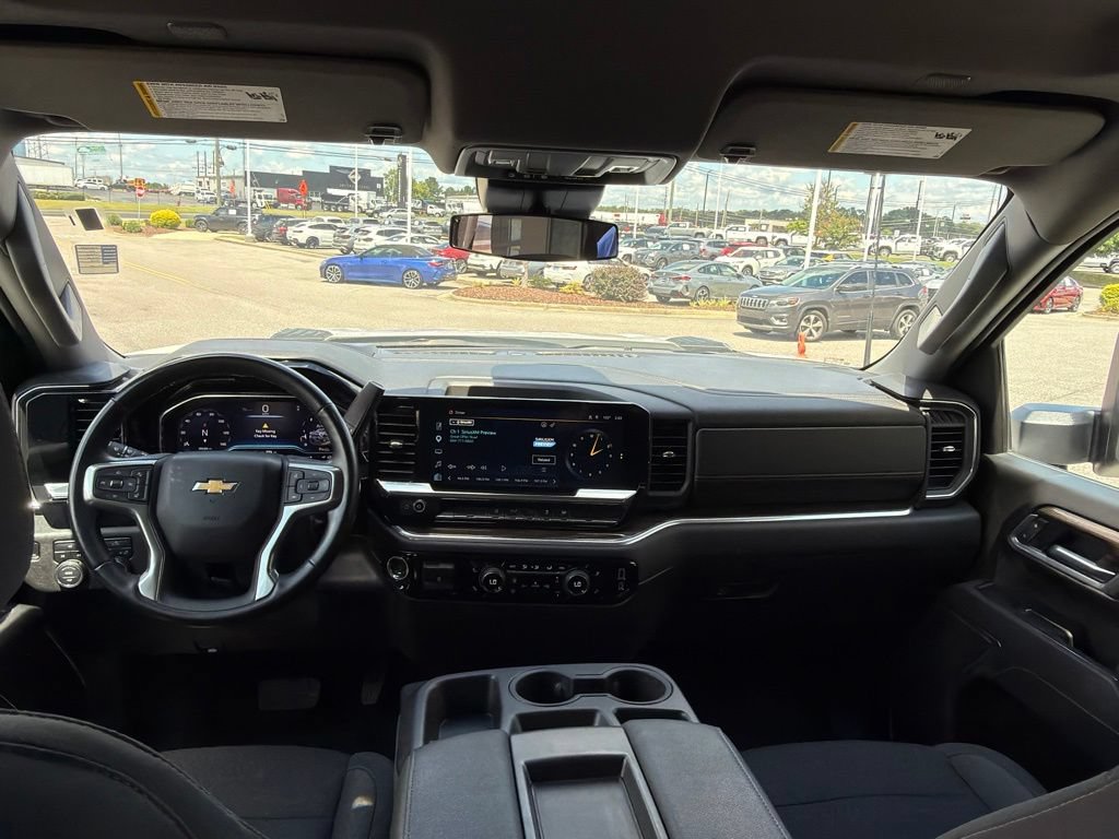Used 2025 Chevrolet Silverado 2500 LT w/ Convenience Package AWD/4WD image 29
