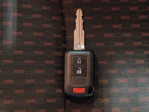 Used 2019 Mitsubishi Outlander Sport ES FWD image 32