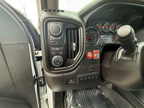 Used 2022 Chevrolet Silverado 3500 W/T w/ WT Fleet Convenience Package image 11