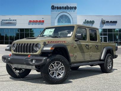 New 2025 Jeep Gladiator Mojave w/ Convenience Group