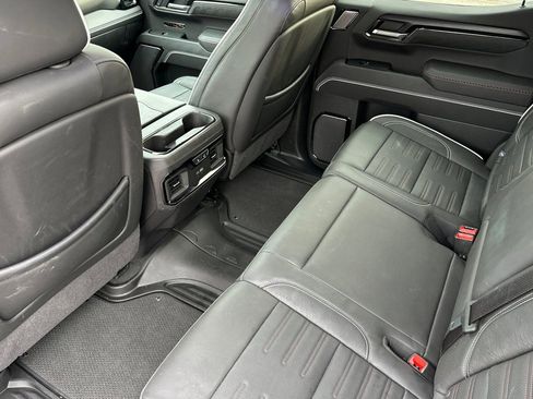 Used 2024 GMC Sierra 1500 AT4X image 13