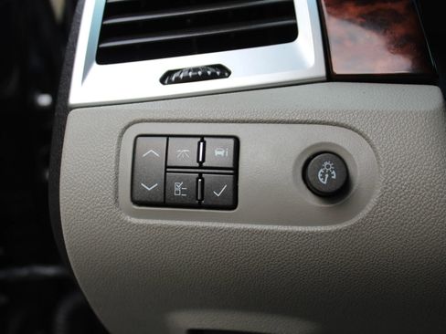 Used 2007 Cadillac SRX w/ Theater Package image 26