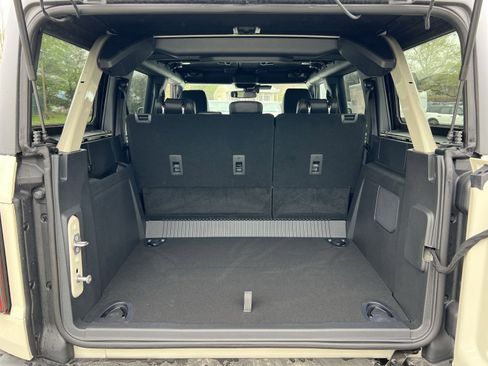 New 2026 Ford Bronco Outer Banks w/ Sasquatch Package image 25