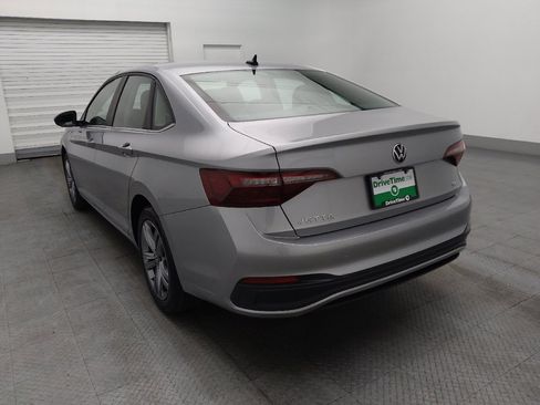 Used 2024 Volkswagen Jetta SE image 5