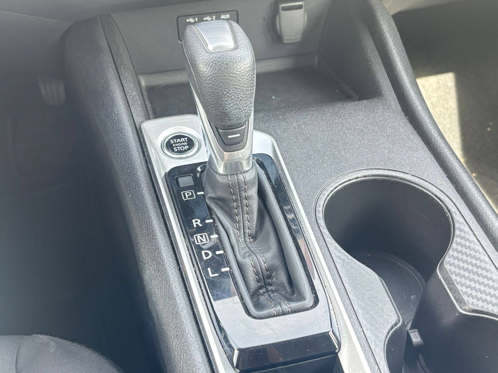 Used 2025 Nissan Altima 2.5 SV FWD image 38
