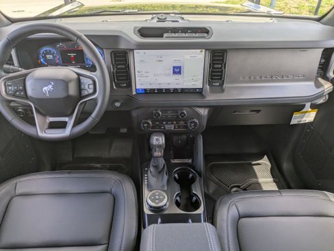 New 2026 Ford Bronco Big Bend w/ Black Diamond Package AWD/4WD image 14