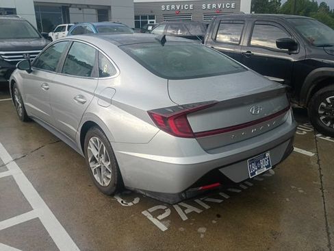 Used 2020 Hyundai Sonata SEL w/ Premium + Sunroof Package FWD image 11