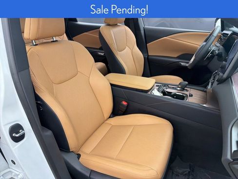 Used 2025 Lexus RX 350 w/ Convenience Package AWD/4WD image 23