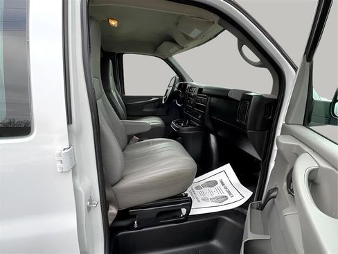 Used 2012 Chevrolet Express 2500 w/ Cold Climate Package image 22