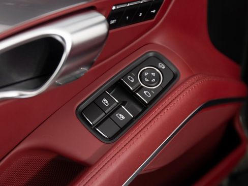 Certified 2024 Porsche 718 Boxster S image 15