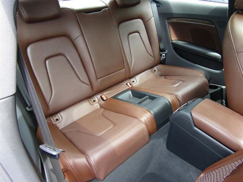 Used 2013 Audi A5 2.0T Premium w/ Convenience Pkg image 36