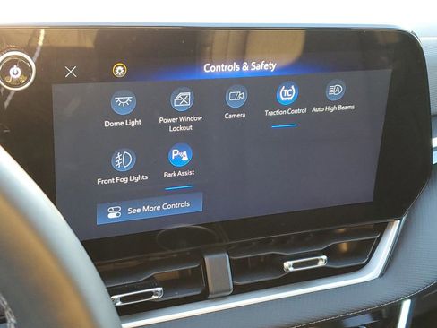 Used 2024 Chevrolet Equinox LT image 13