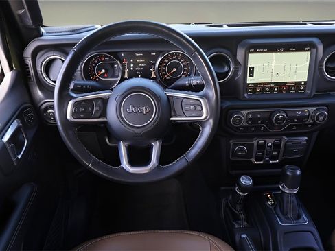 Used 2022 Jeep Gladiator Overland w/ Popular Equipment Package image 12