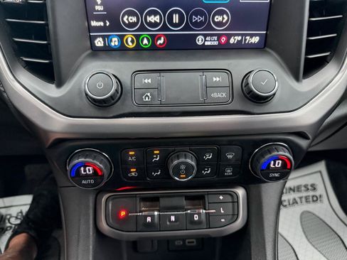 Used 2021 GMC Acadia AT4 w/ Technology Package AWD/4WD image 16