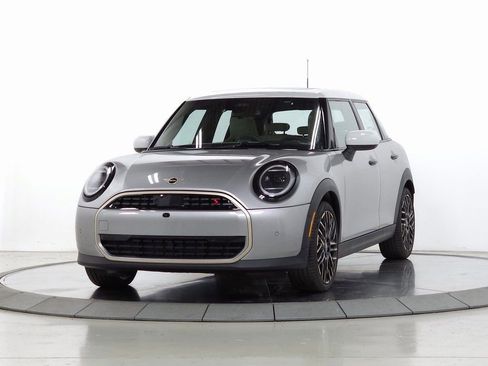 New 2025 MINI Cooper S image 3