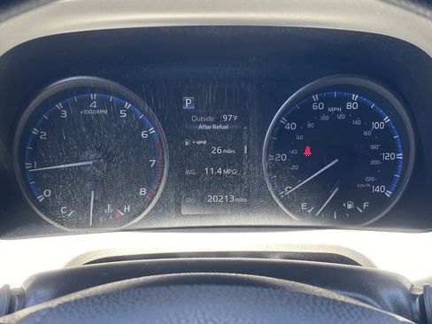 Used 2017 Toyota RAV4 LE w/ Carpet Mat Package AWD/4WD image 29
