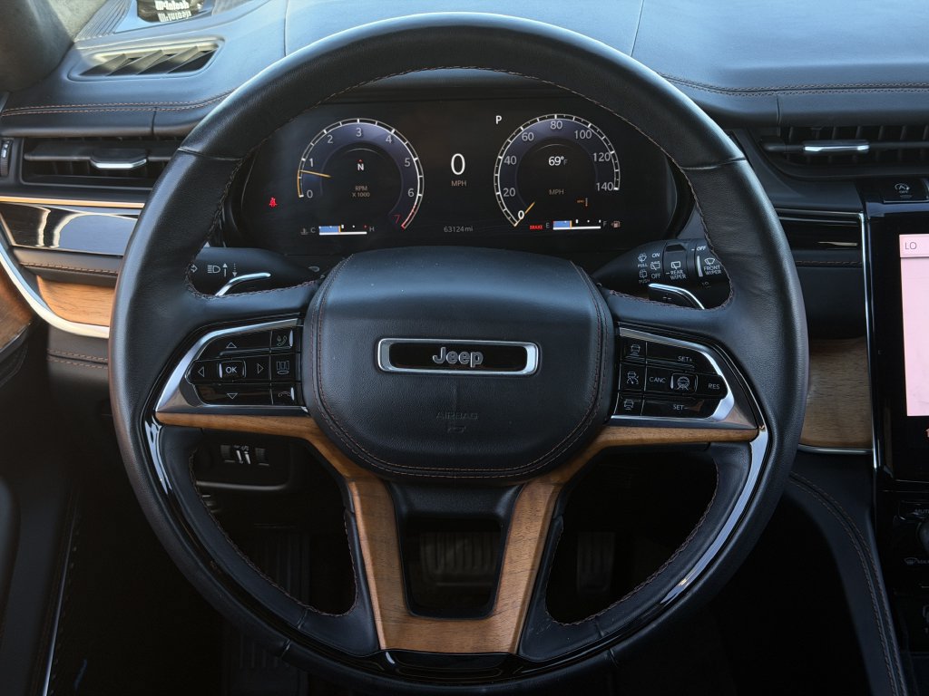 Used 2022 Jeep Grand Cherokee Summit AWD/4WD image 14