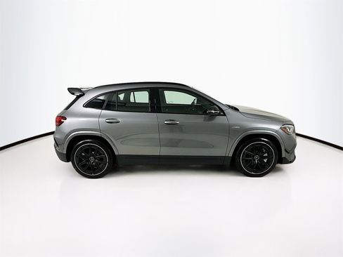 New 2026 Mercedes-Benz GLA 35 AMG 4MATIC image 9