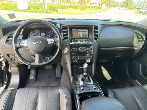 Used 2017 INFINITI QX70 Base image 18