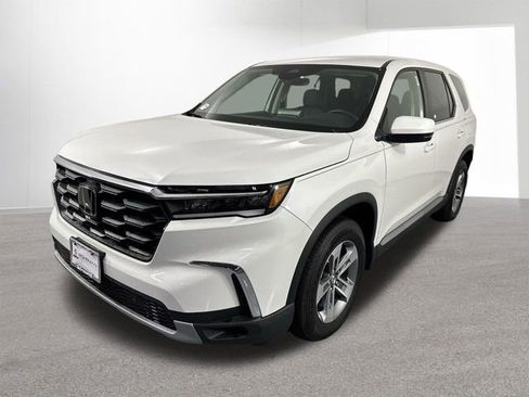 Used 2025 Honda Pilot EX-L image 26