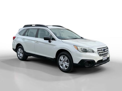 Used 2015 Subaru Outback 2.5i image 7