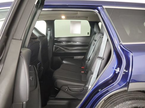 Used 2025 INFINITI QX60 Pure AWD/4WD image 30