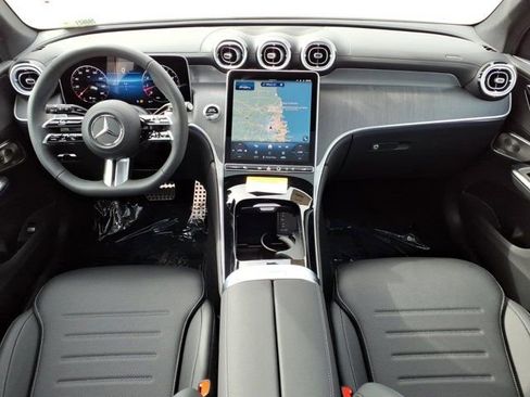 New 2026 Mercedes-Benz GLC 300 image 4