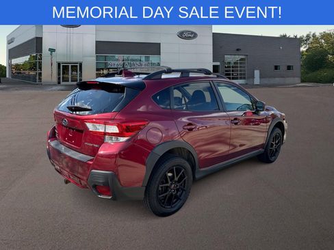 Used 2018 Subaru Crosstrek 2.0i Premium AWD/4WD image 11